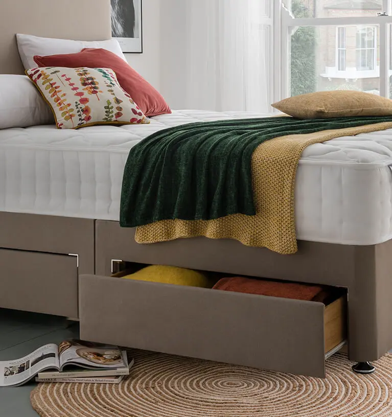 Divan bed