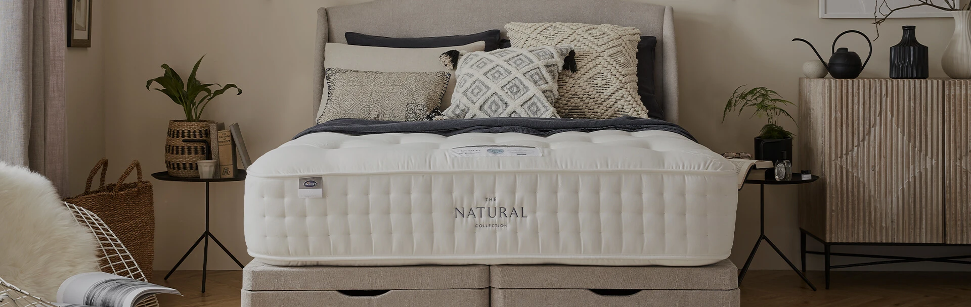 Mattress and divan bed