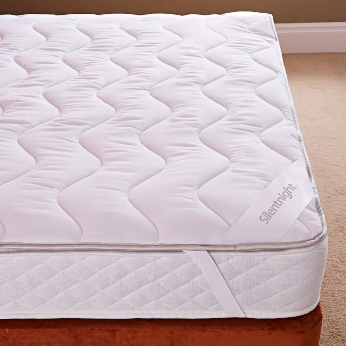 Silentnight Self Heating Mattress Topper side