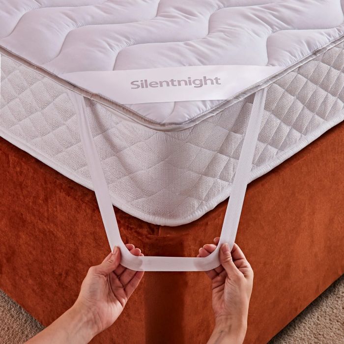 Silentnight Self Heating Mattress Topper zoom